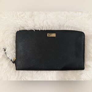 Kate spade Neda zip around Black Long wallet Gold Hardware